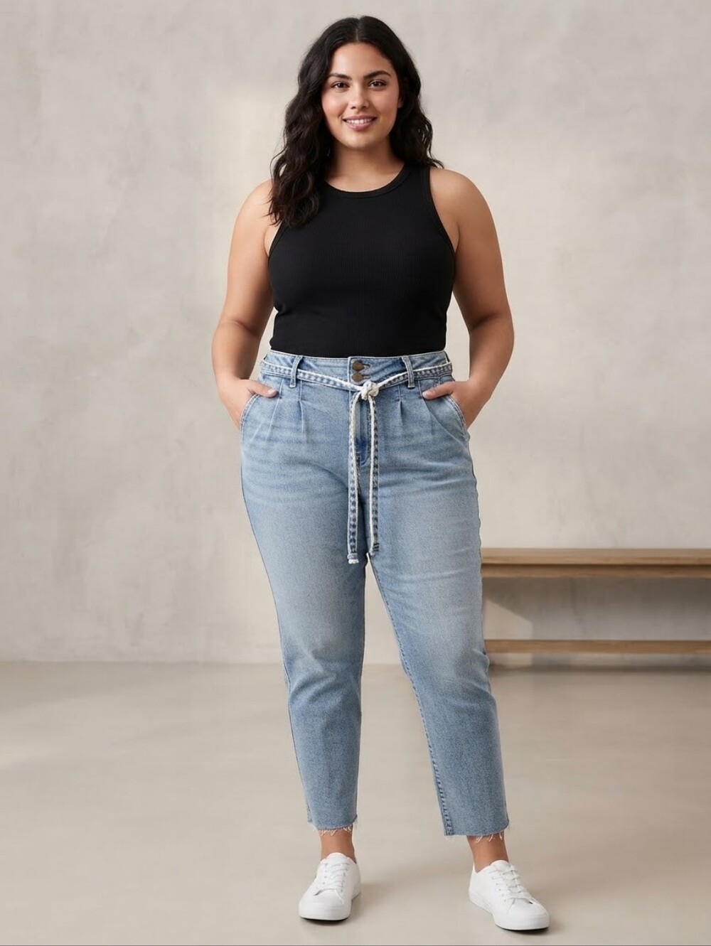 Hollister Curvy Ultra High-Rise Mom Jeans 15R W32